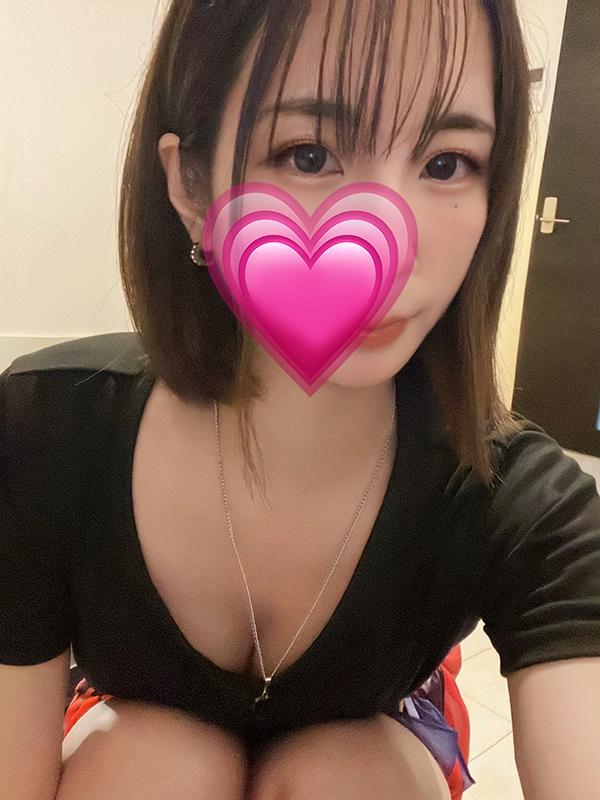 新井 ゆな|セラピスト|大阪・日本橋のメンズエステ -プチナチュラ-